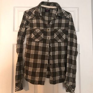 Aritzia Fitted Talula flannel plaid shirt